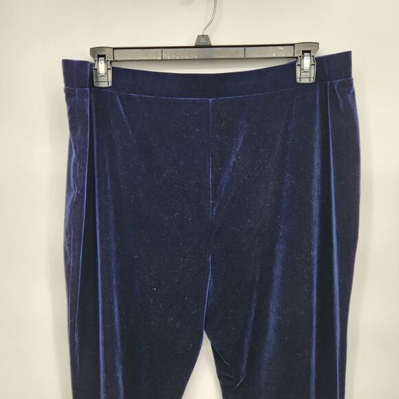 Susan Graver Navy Velour Pull on Pant Plus Tapered Leg Women's Slacks 1X - Picture 7 of 8